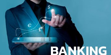 The Rise of Neobanks: Are Traditional Banks Falling Behind?